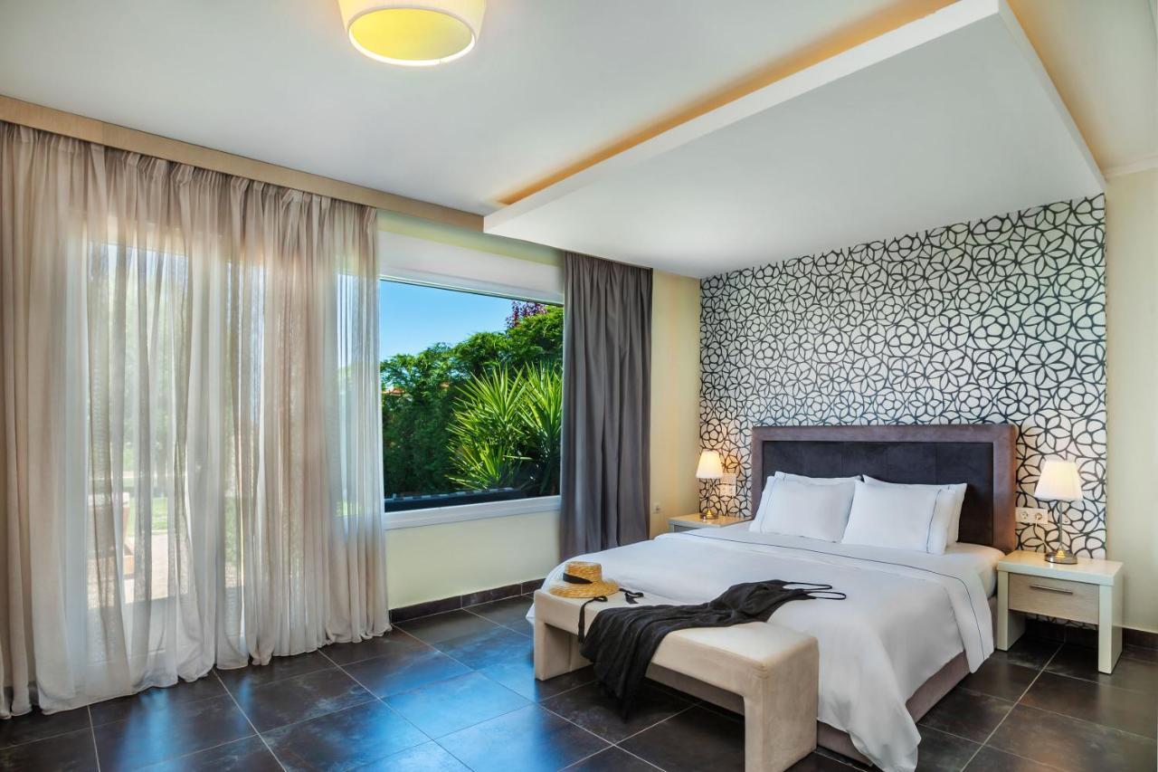 Sunny Villas Resort & Spa Ханиоти Экстерьер фото